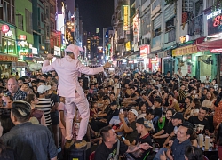 'Sàn nhảy' ngoài trời lớn nhất Sài Gòn: Thoải mái hít bóng cười, vật vã nhậu thâu đêm