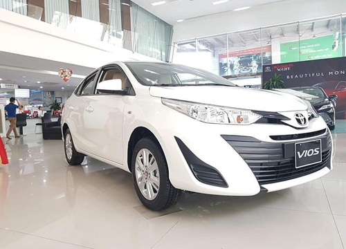 Toyota Vios "gây sốt" với giá niêm yết mới chỉ từ 490 triệu đồng