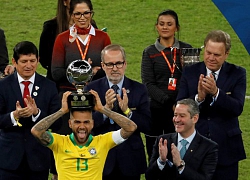 Vô địch Copa America, Dani Alves lập kỷ lục siêu khủng