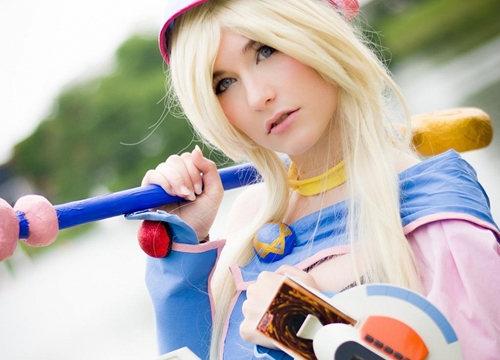 Dark Magician Girl: nữ phù thủy bóng tối trong Yu-Gi-Oh!