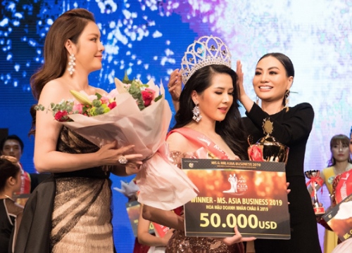 Lôi cuốn từng phần thi đêm chung kết Ms & Mr Asia Business 2019