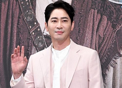 Lời khai ngớ ngẩn khi &#8216;tài tử&#8217; Kang Ji Hwan bị cảnh sát bắt với tội cưỡng bức 2 nhân viên nữ