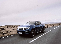 Nissan Navara 2019 sẽ được nâng cấp động cơ tăng áp kép cho tất cả các phiên bản