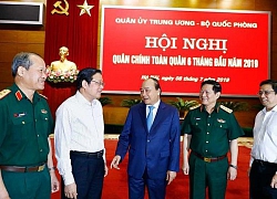 Thủ tướng dự Hội nghị Quân chính toàn quân