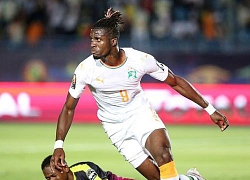 Wilfried Zaha ghi bàn giúp Bờ Biển Ngà vào tứ kết CAN 2019