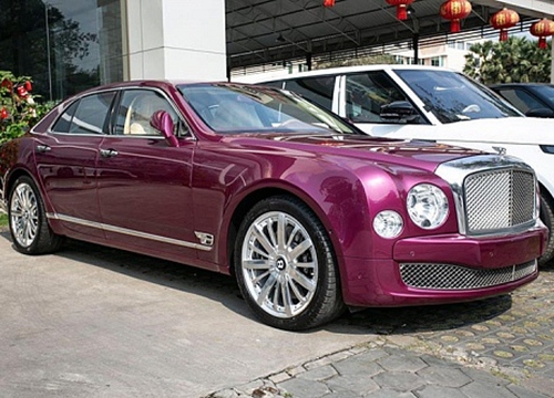 Xe sang Bentley Mulsanne cũ khiến chị em phát thèm