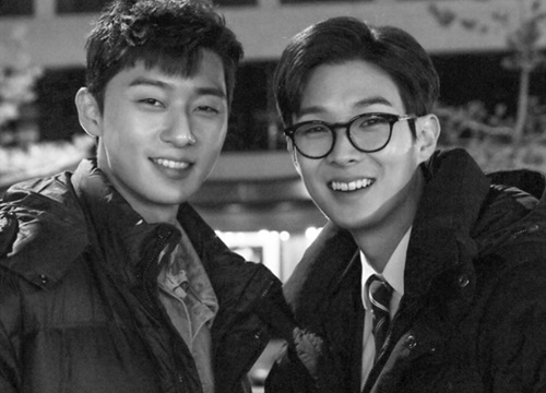 Ai được như cặp bạn thân Park Seo Joon - Choi Woo Sik, không ít phim của người này có sự góp mặt làm cameo của người kia