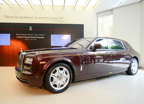 Đại gia "điếu cày" Lê Thanh Thản sở hữu bao nhiêu xe Rolls-Royce?