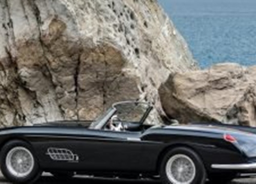 Ferrari 250 GT hơn 60 tuổi đời được đấu giá gần 190 tỉ đồng