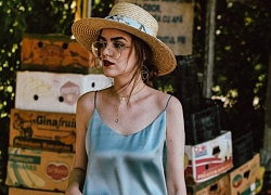 Mono Talk và cơn sốt mang tên " Basic Camisole"