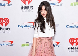 Bí quyết phối đồ "hack chiều cao" cho dáng người mi nhon của Camila Cabello