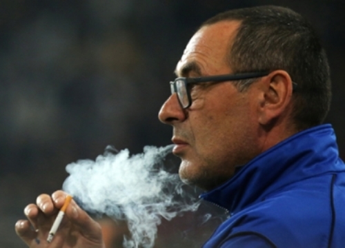 "Cảm ơn Sarri" - Fan Chelsea "thổn thức" vì một cái tên