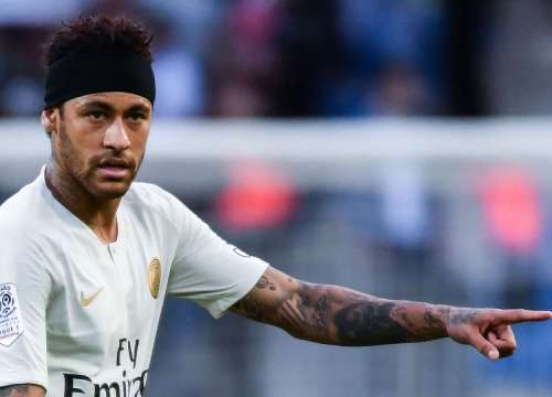 Chống đối PSG không xong, Neymar chấp nhận xuống nước để... được về Barca