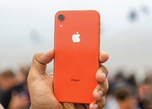 Cùng tầm giá, iPhone XR hay iPhone 8 Plus là sự lựa chọn phù hợp?