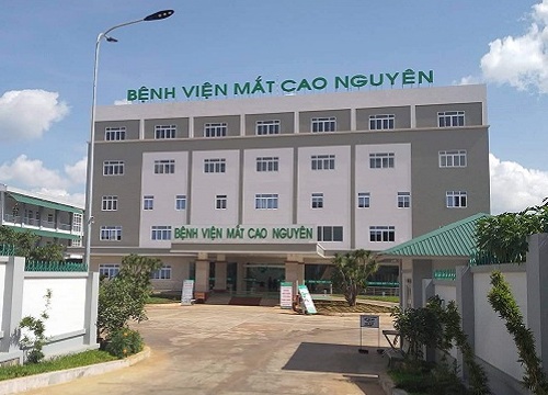 Gia Lai: Gắn mác từ thiện để "gom" bệnh nhân?