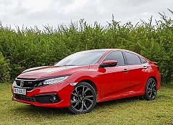 Honda Civic RS Thiết kế thể thao, động cơ vượt trội