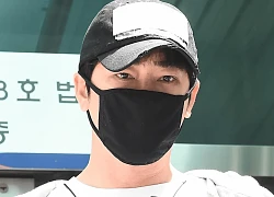 Kang Ji Hwan bị quay lưng sau thừa nhận cưỡng bức 2 đồng nghiệp