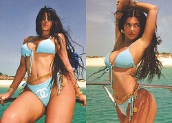 Kylie Jenner diện bikini gần 40 triệu, phô dáng 'bốc lửa' trên du thuyền