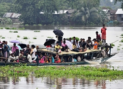 Lũ lụt tàn phá khắp Nam Á