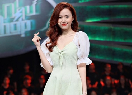 Midu lại gây thương nhớ với nhan sắc được ví như Tiểu Long Nữ trong 2 show cuối tuần