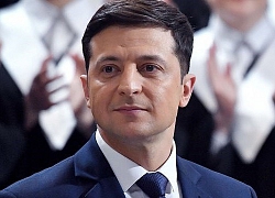 Nóng: Đoàn xe Tổng thống Zelensky gặp tai nạn với xe buýt chở trẻ em