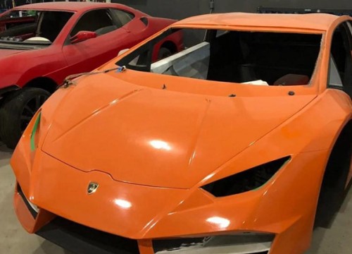 Triệt phá cơ sở sản xuất siêu xe Lamborghini giả giá chỉ 45.000 USD