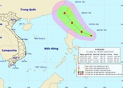 Xuất hiện áp thấp nhiệt đới gần biển Đông, có khả năng mạnh thành bão