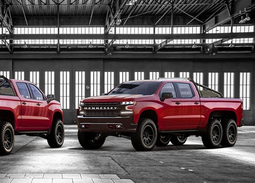 Chevrolet Silverado độ 6 bánh, dũng mãnh hơn tưởng tượng