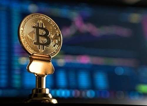 Giá Bitcoin hôm nay 18/7: Đang chịu áp lực bán tháo, ngưỡng 7.500 USD là mức hỗ trợ mới