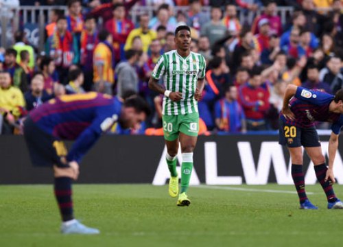 Barca đạt thỏa thuận mua Junior Firpo