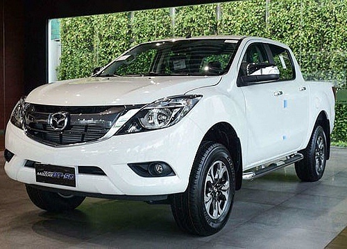 Cẩn trọng với lời mời mua xe Mercedes-Benz, Mazda tiền tỷ nhưng... không mất tiền