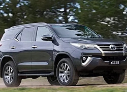 Mua SUV 7 chỗ, chọn Toyota Fortuner hay tân binh Mazda CX-8?