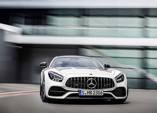 Quái thú Mercedes AMG GT 2020 trình làng