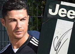 Chỉ bằng hành động cực nhỏ trong một giây nán lại, Ronaldo đã khiến các anti-fan nói anh ích kỷ phải hoàn toàn câm lặng