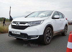 Honda CR-V ưu đãi lớn, cạnh tranh Mazda CX-5