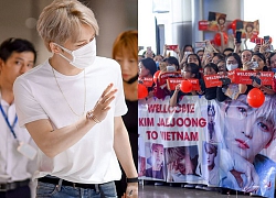 Kim Jae Joong xuất hiện tại sân bay Tân Sơn Nhất, thân thiện vẫy tay chào người hâm mộ