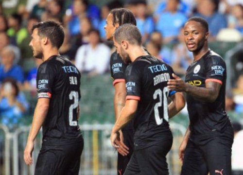 Man City đánh bại "nhược tiểu" Kitchee với tỷ số của một set tennis