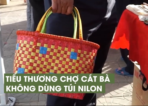 Sống xanh như 300 tiểu thương chợ Cát Bà: Cam kết không dùng túi ni lông bán hàng