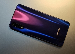 Vivo Z5 "bất ngờ" lộ ảnh thực tế màu Tím Gradient, hé lộ nhiều chi tiết thú vị