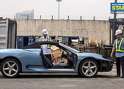 Xót xa Ferrari 360 Spider bị máy ủi nghiền nát không thương tiếc