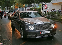 Bentley Mulsanne EWB hàng độc xuất hiện tại đám cưới Cường Đô La