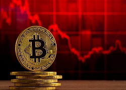 Bitcoin kẹt trong 'cơn lốc' giảm giá