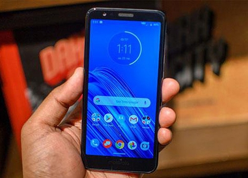 Cận cảnh Motorola Moto E6 vừa ra mắt, giá cực 'mềm'