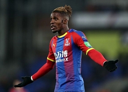 'Chelsea đang xem xét chiêu mộ Wilfried Zaha'