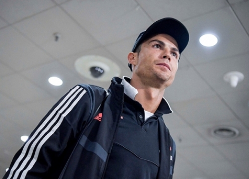 Không Ronaldo, Juventus hòa khó tin đội bóng ngôi sao Hàn Quốc