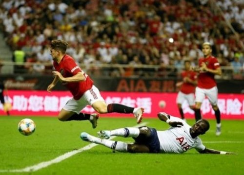 Mặc bị triệt hạ, 'con cưng' Man Utd mạnh miệng với tuyên bố gây sốc