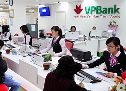 Vợ Chủ tịch HĐQT VPBank bán lượng lớn cổ phiếu cho con gái