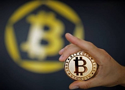 Bitcoin vượt 10.000 USD, chờ bùng nổ