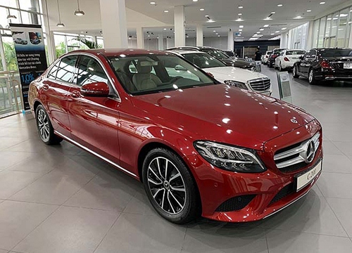 Cập nhập bảng giá xe Mercedes C-Class 2019 mới nhất, C200, C200 Exclusive, C300 AMG