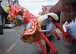 Thấy gì ở "thủ phủ" vàng mã lớn nhất cả nước đầu tháng "cô hồn"